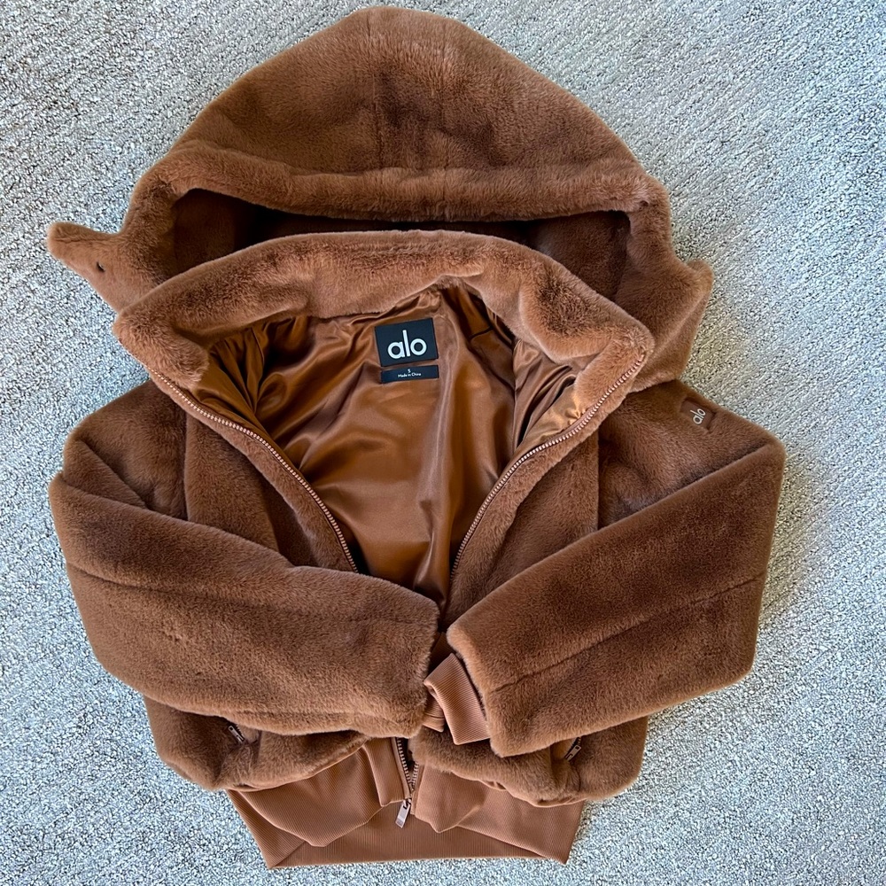 ALO Faux Fur Foxy Jacket Small